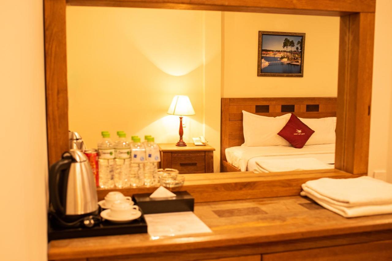 Song Tien Annex Hotel Ми Тхо Екстериор снимка